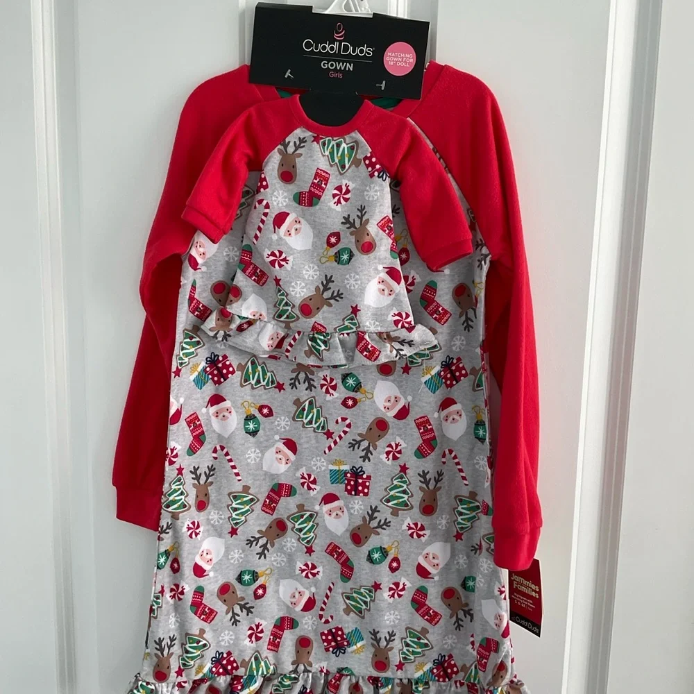 NWT girls Cuddl Duds holiday nightgown